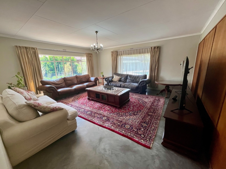 4 Bedroom Property for Sale in Flamwood North West